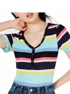 Planet Gold Rainbow Striped Ribbed Snap Top Medium